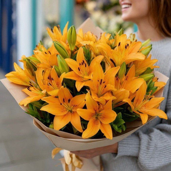 Букет 11 тигровых лилий Букет 11 тигровых лилий