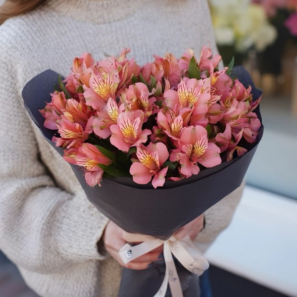 15 розовых альстромерий 15 розовых альстромерий