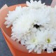 Букет 2 белые кустовые хризантемы