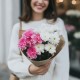 Букет 3 бело-розовые хризантемы