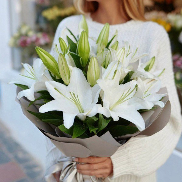 3 белые лилии 3 белые лилии