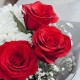 Букет 3 красные розы и кустовая хризантема