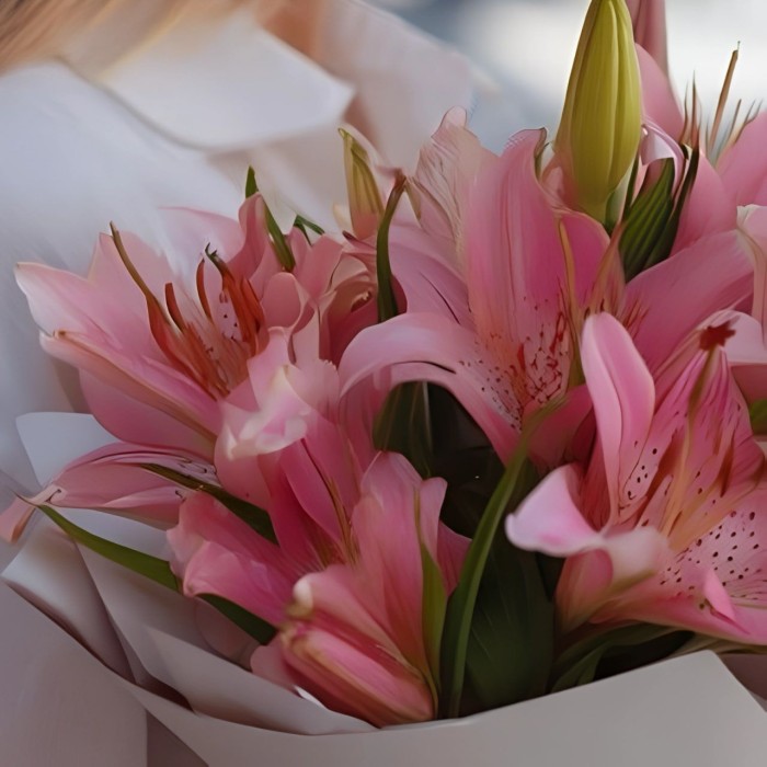 Букет 3 розовые лилии Букет 3 розовые лилии