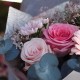 Букет 3 розы с розовыми герберами