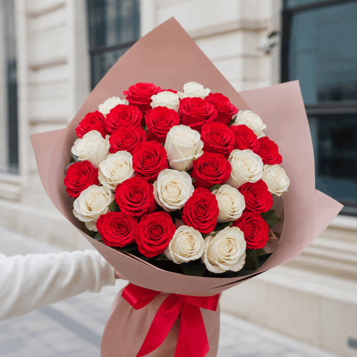 Букет 35 роз 60 см