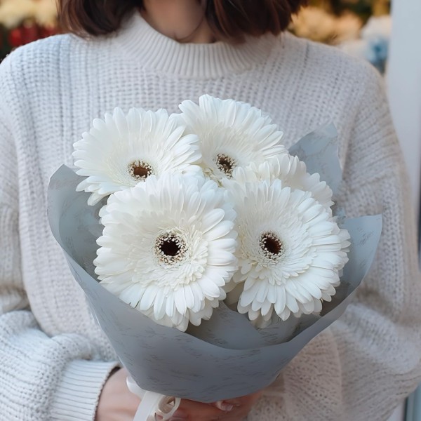 Букет 5 белых гербер