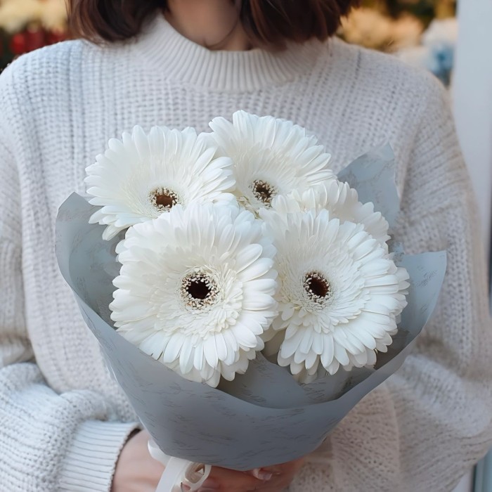 Букет 5 белых гербер Букет 5 белых гербер