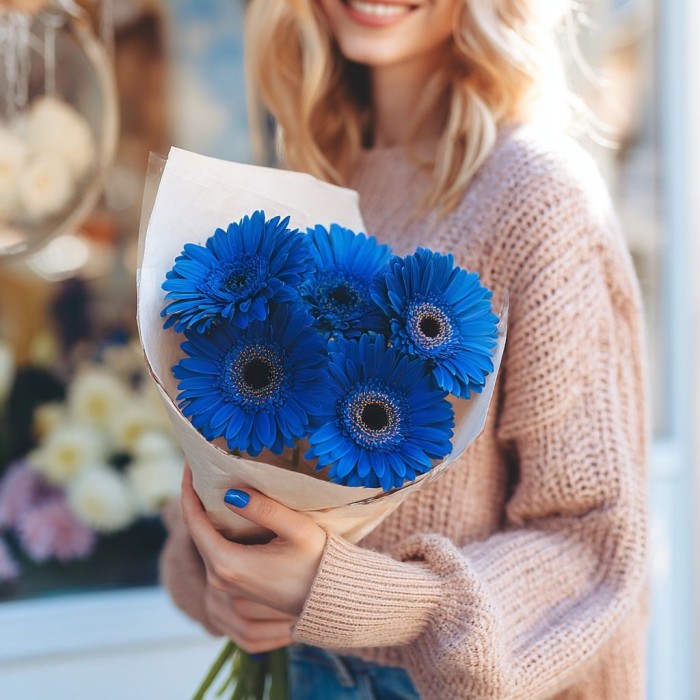 Букет 5 синих гербер Букет 5 синих гербер