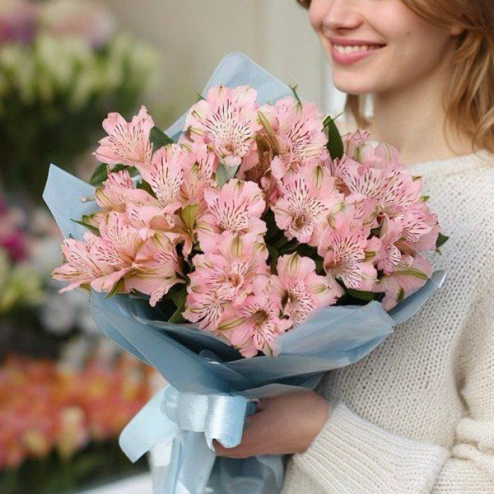 Букет 7 розовых альстромерий Букет 7 розовых альстромерий