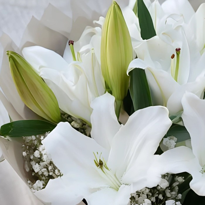 Букет лилии с гипсофилой Букет лилии с гипсофилой