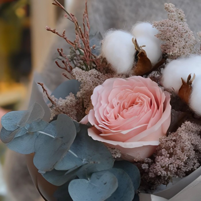 Розовая роза с хлопком на День Матери Розовая роза с хлопком на День Матери