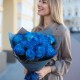 Букет синие розы в упаковке