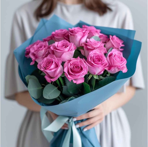 Букет 13 розовых роз