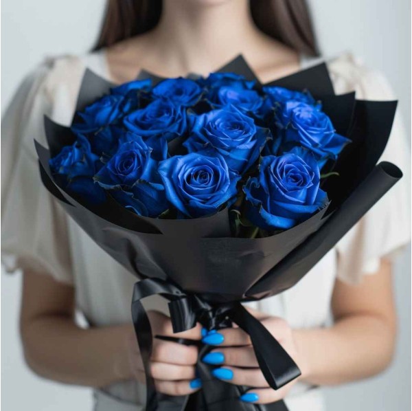 15 синих роз